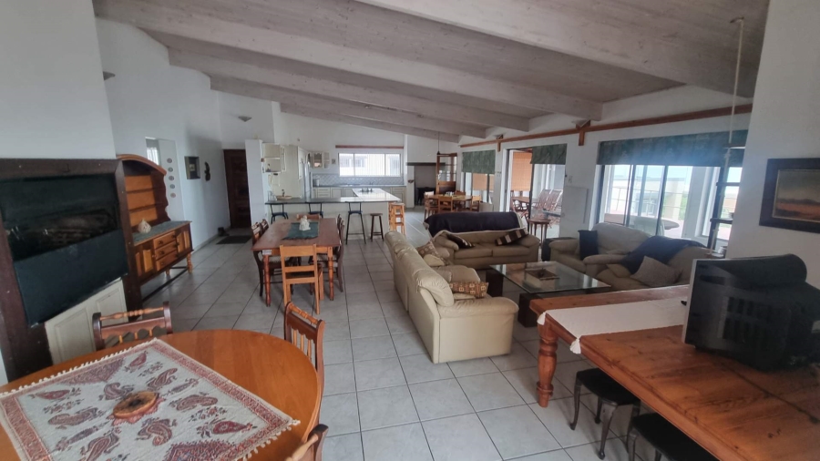 5 Bedroom Property for Sale in Yzerfontein Western Cape